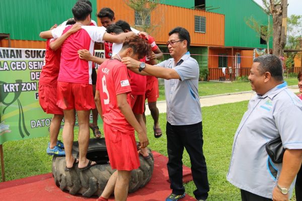 img-7926-copy3D8D7550-0BE0-BDEA-935C-B3FA00A1B0D1.jpg